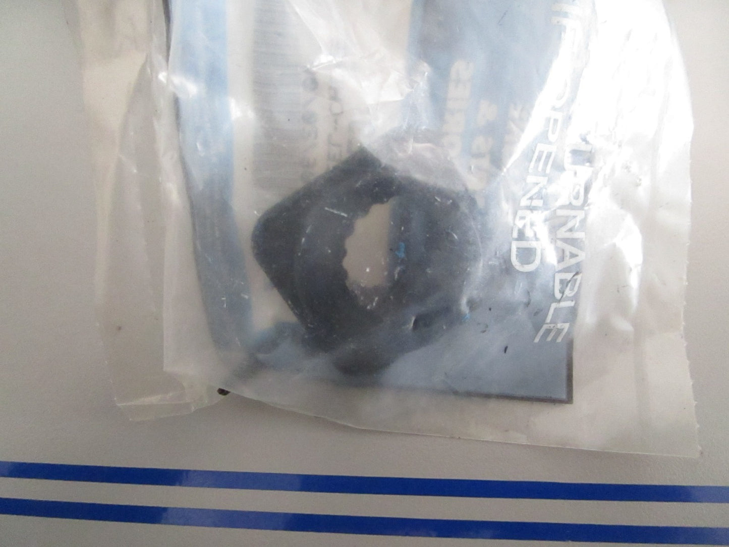 *NEW OEM* 0720 Mercury Quicksilver Carb Choke Bezel 172291