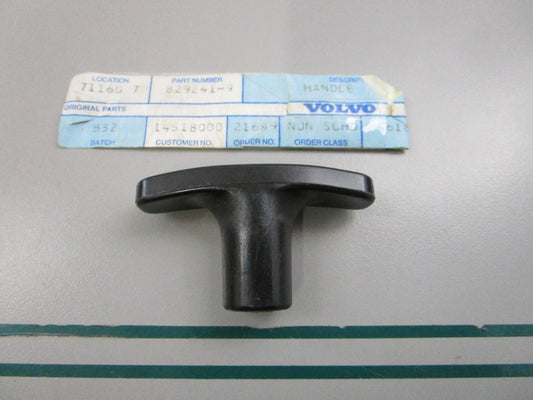 NEW OEM 829241 Volvo Penta Handle 0810