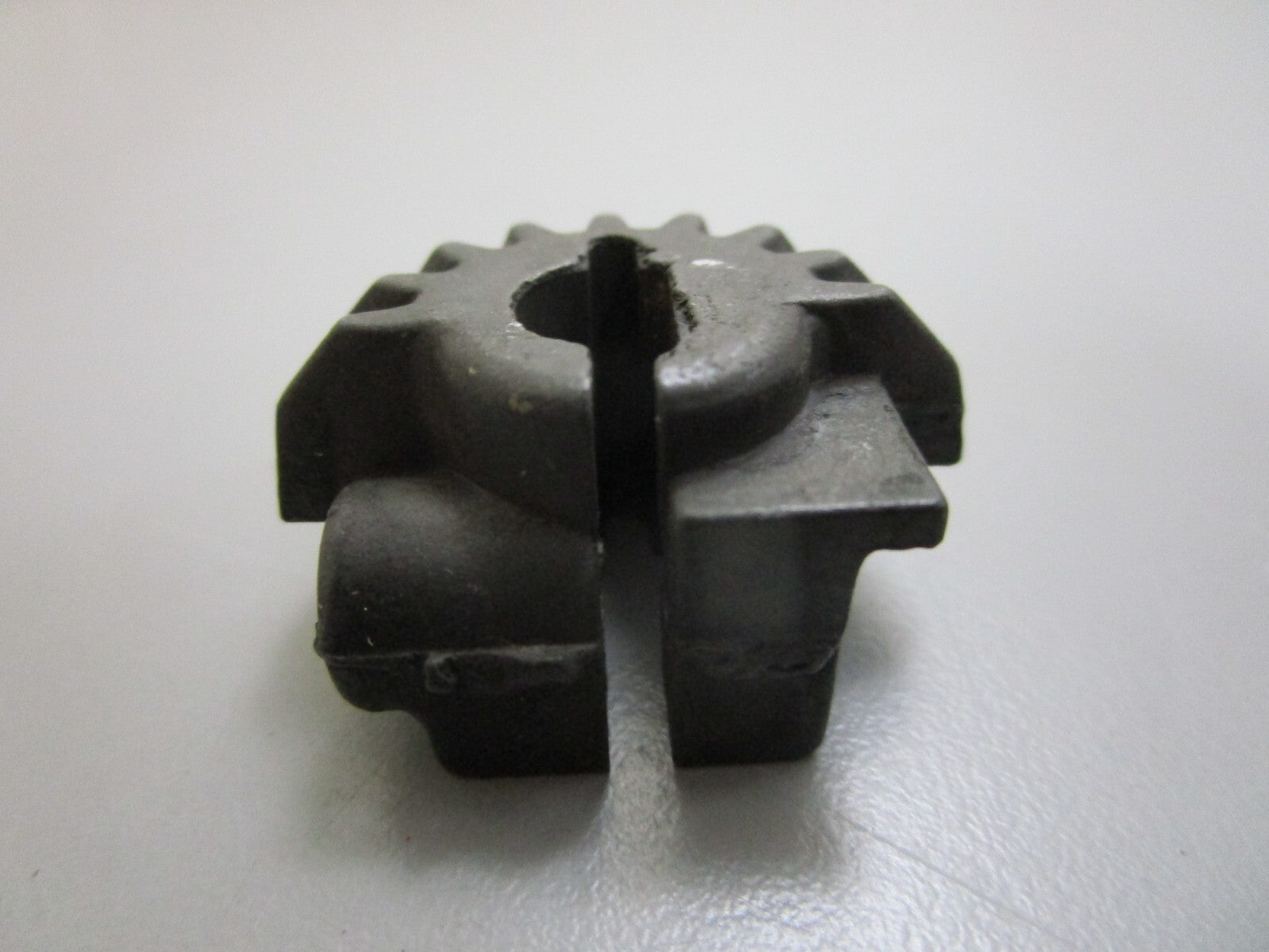 *NEW OEM* 0820 OMC Johnson Evinrude Throttle Control Pinion Gear 303142 0303142