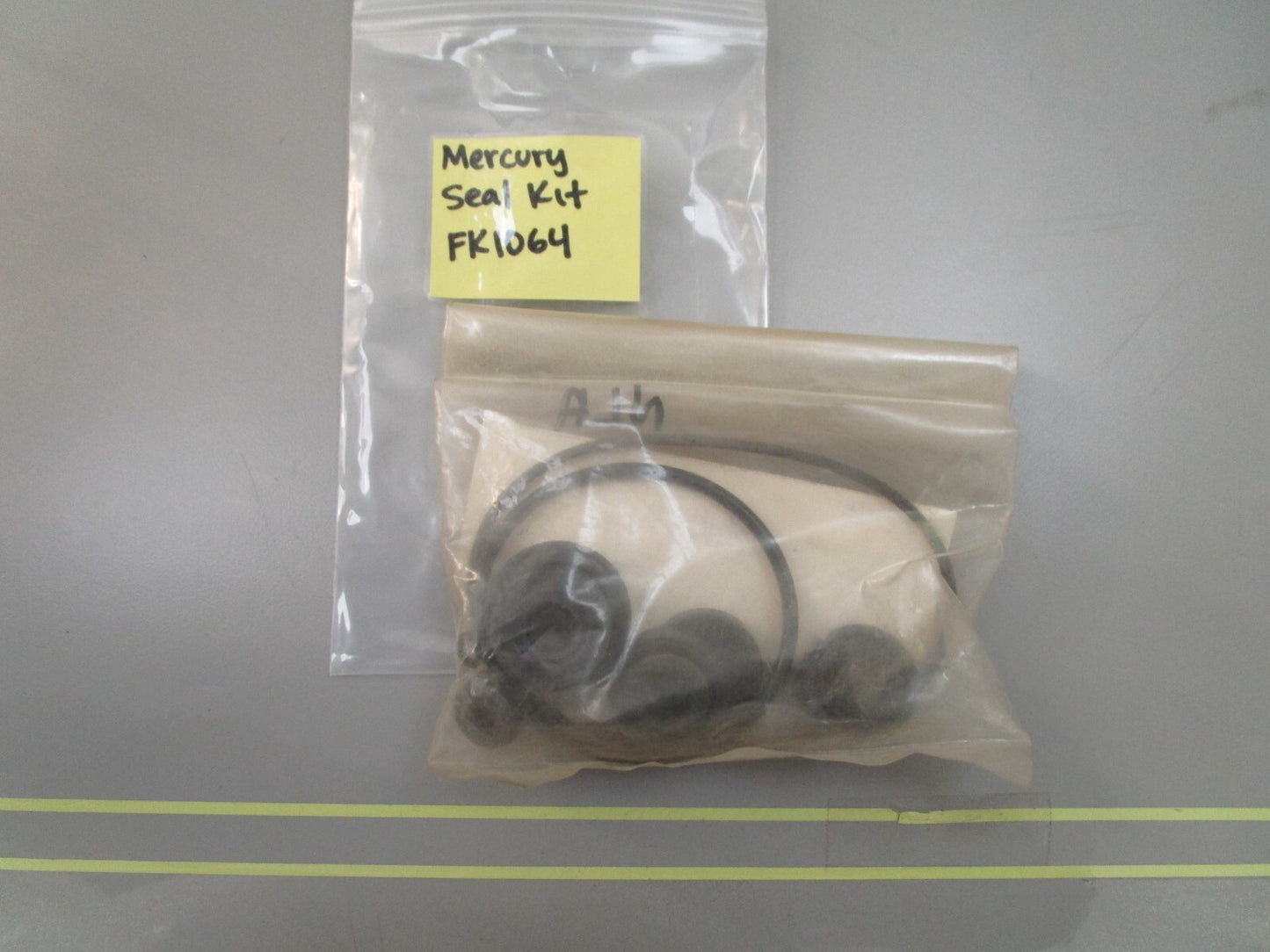 *NEW OEM* 0810 Mercury Quicksilver Seal Kit FK1064