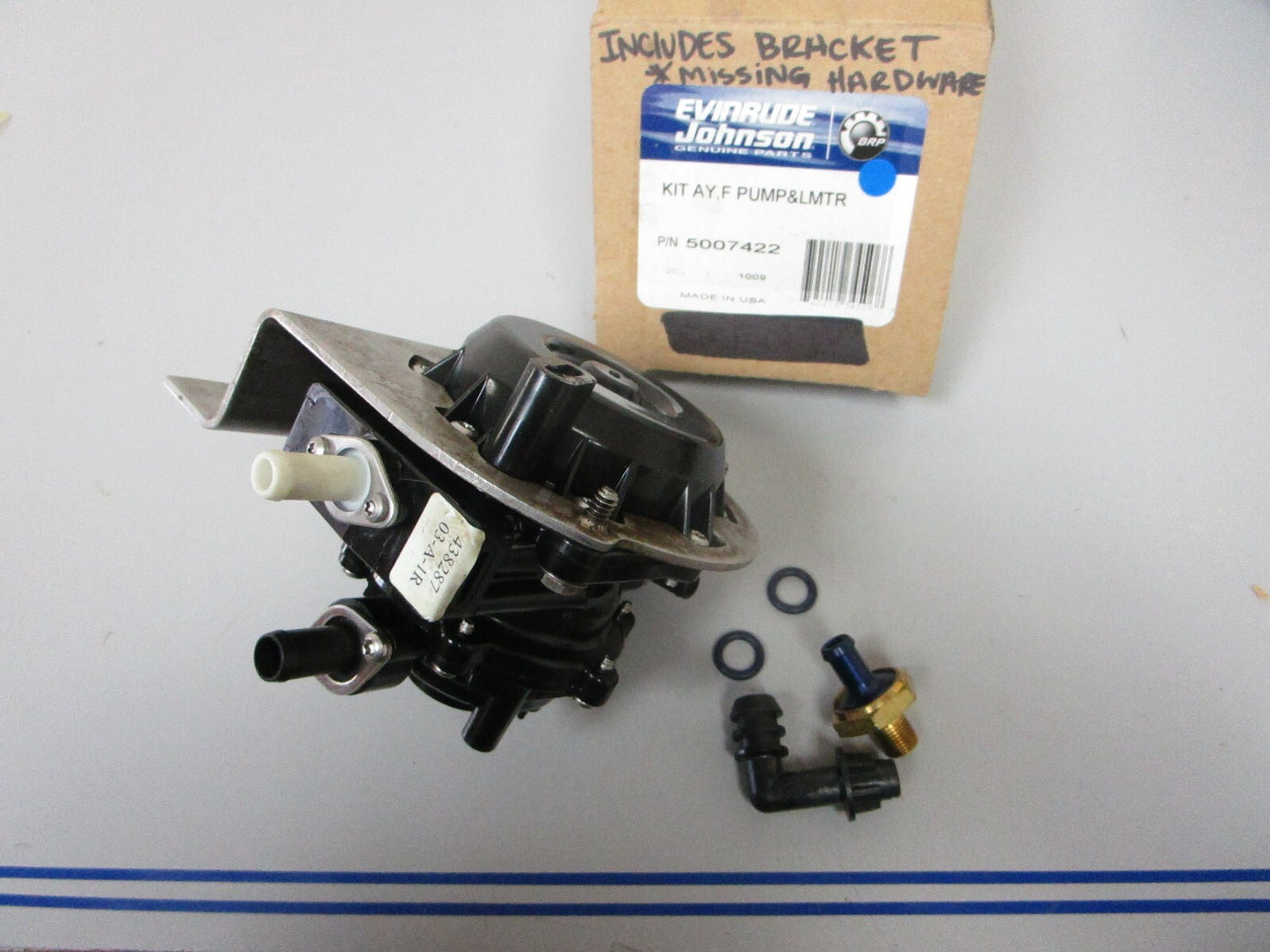 *NEW OEM* 0720 OMC Johnson Evinrude Fuel Pump Kit 5007422