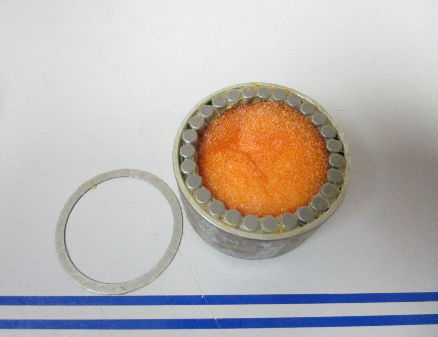 *NEW OEM* 0810 Volvo Penta Needle Bearing 183497