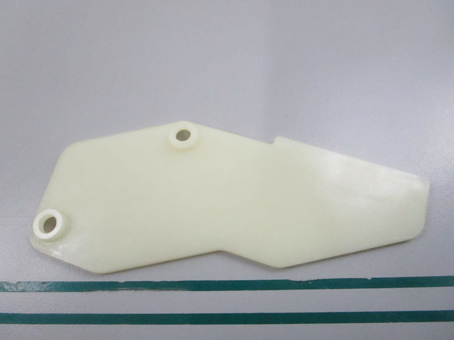 NEW OEM 322012 0322012 OMC Johnson Evinrude Lever Separator 0810