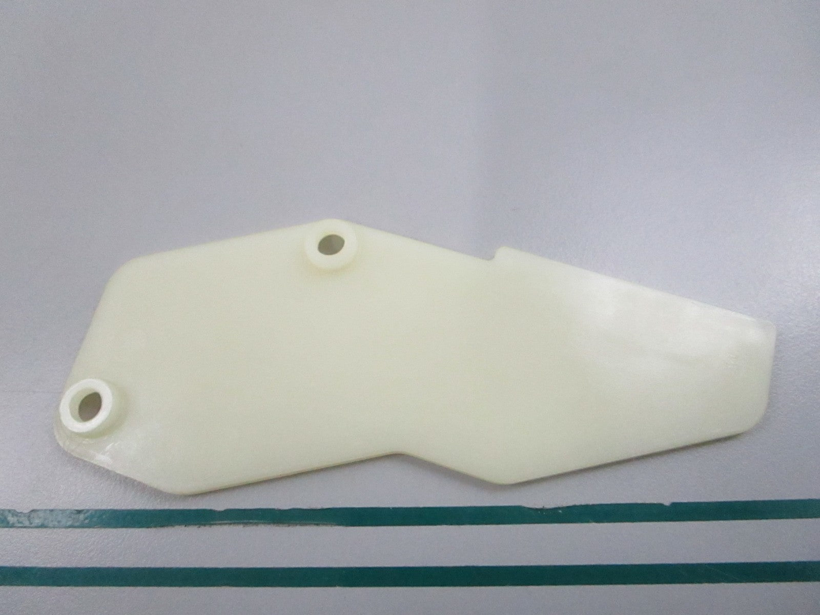 NEW OEM 322012 0322012 OMC Johnson Evinrude Lever Separator 0810