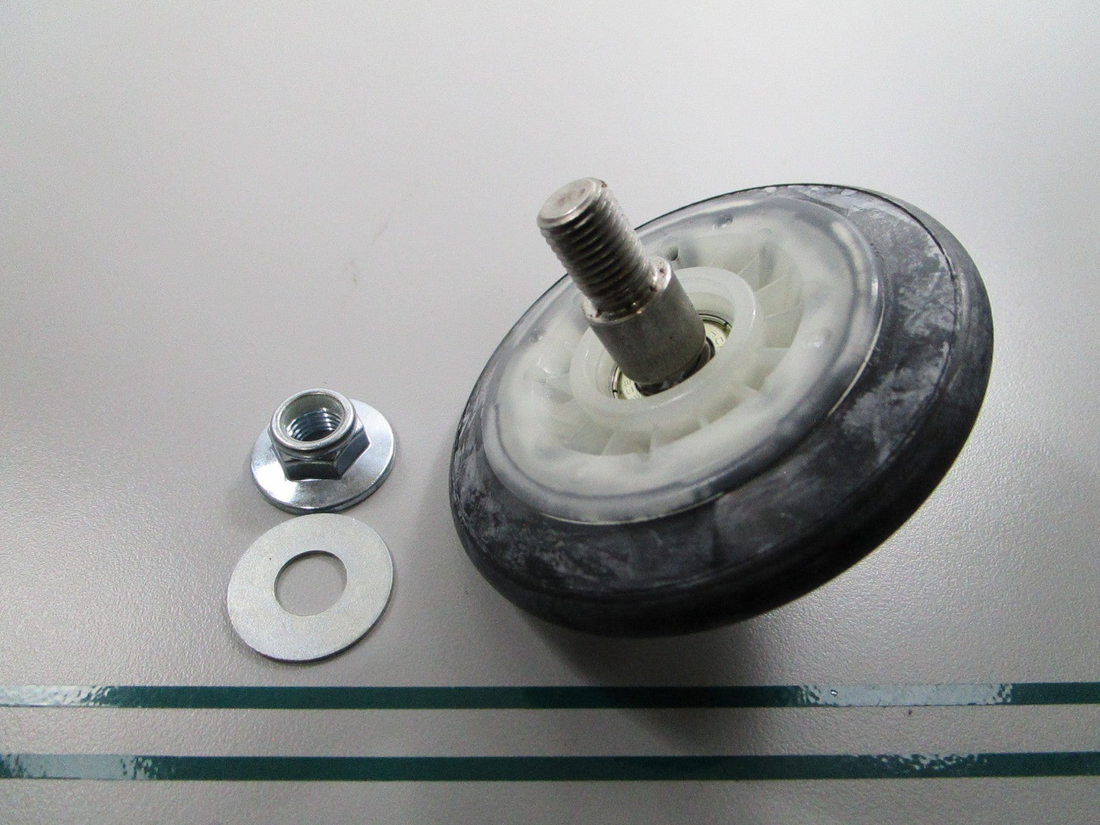 NEW OEM WE03X10008 GE Roller 0810