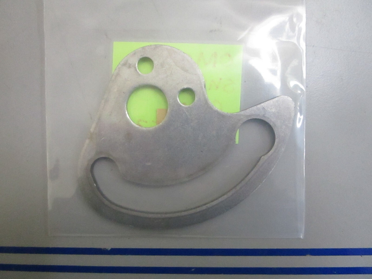 *NEW OEM* 0810 OMC Johnson Evinrude Shift Lock Cam 323753 0323753