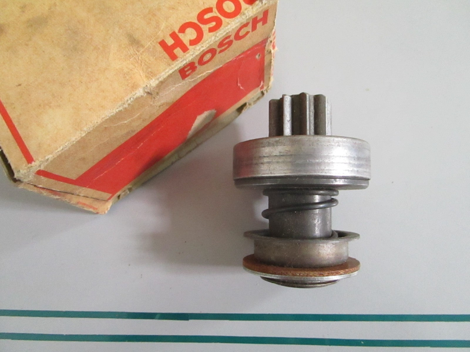 NEW OEM 0001516813 2006209471 Mercedes-Benz Bosch Starter Pinion 0820