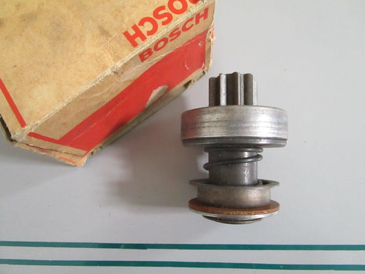 NEW OEM 0001516813 2006209471 Mercedes-Benz Bosch Starter Pinion 0820