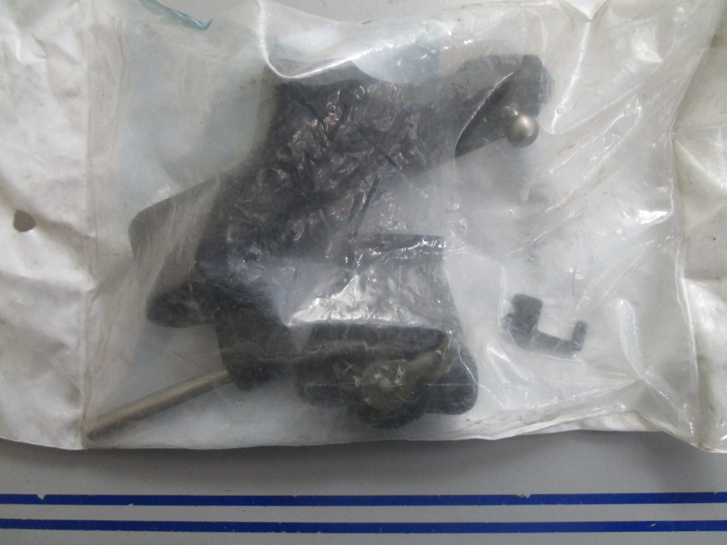 *NEW OEM* 0820 OMC Johnson Evinrude T/P Sensor & Cap Ay 5000807