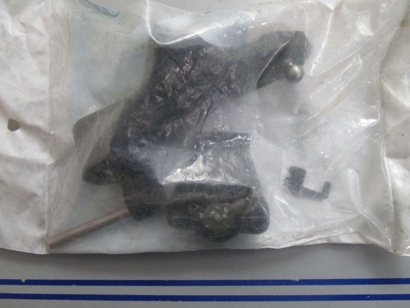 *NEW OEM* 0820 OMC Johnson Evinrude T/P Sensor & Cap Ay 5000807