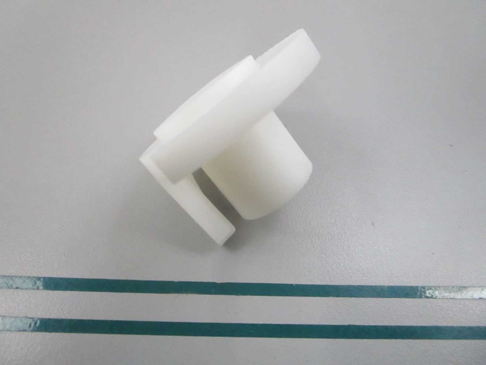 NEW CR089509 For: Crown Total Source Stop 0810