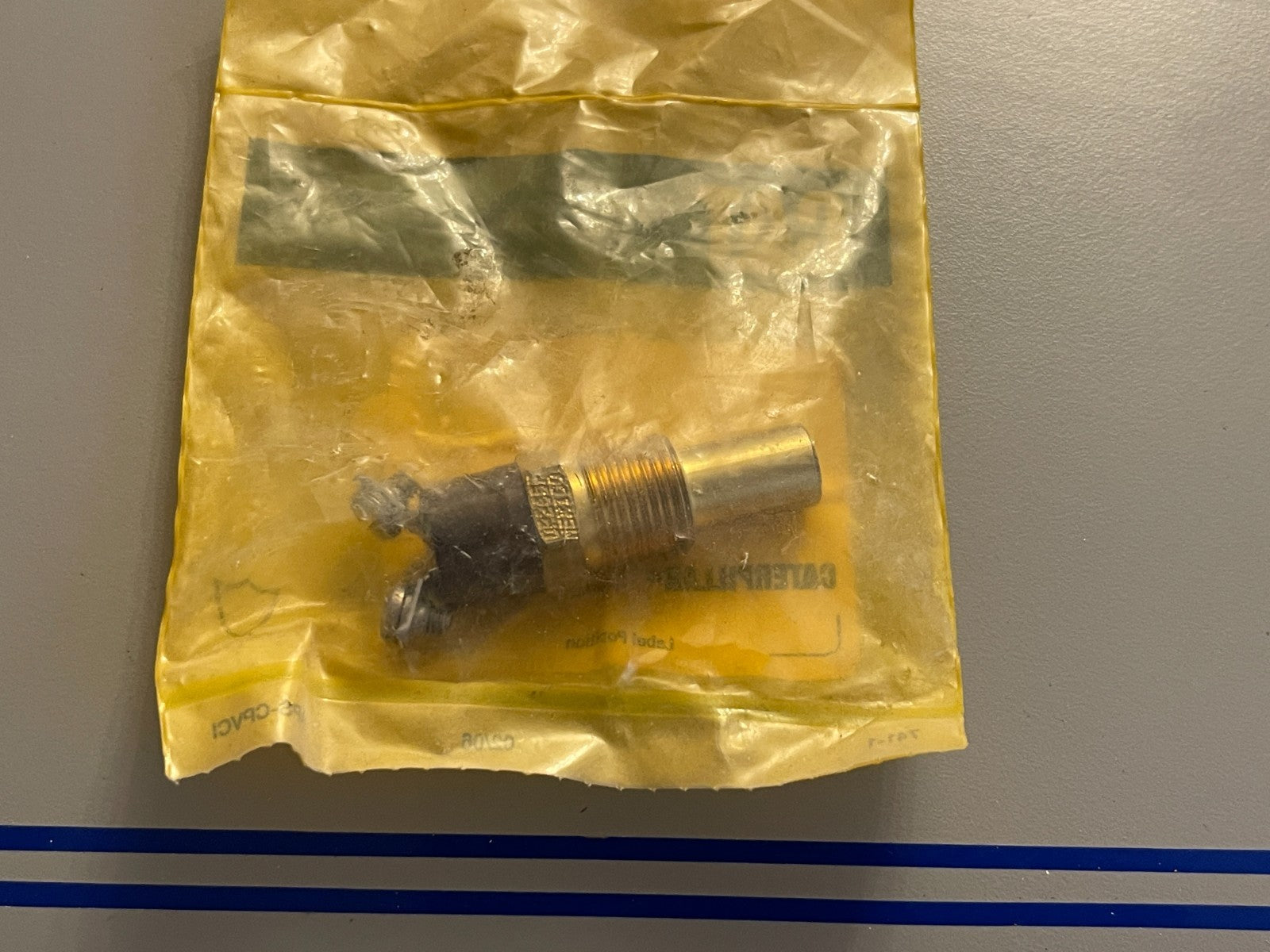 NEW OEM 203-3221 CAT Caterpillar Temperature Switch Assembly 0720