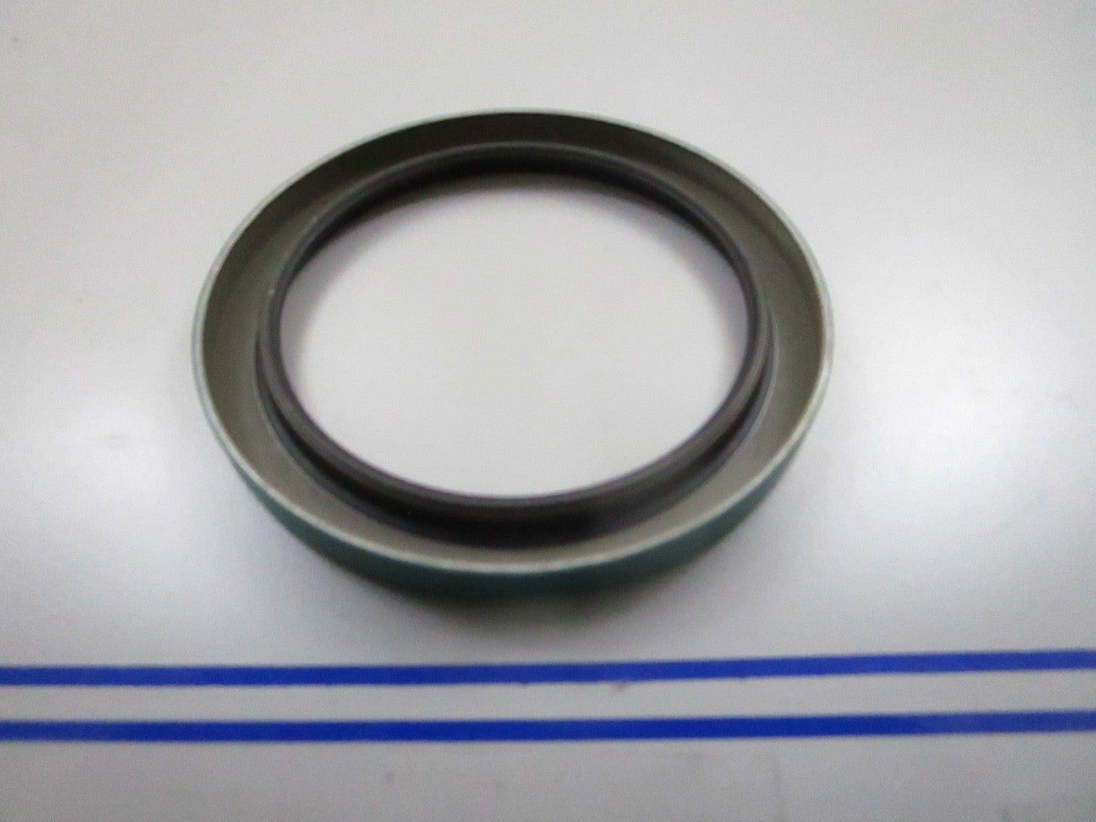 *NEW* 0810 SKF Oil Seal 34886