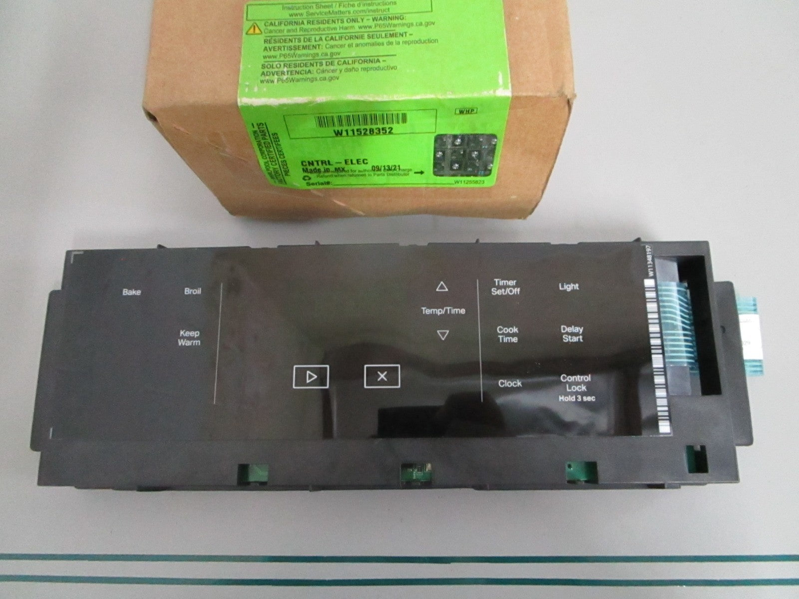 Whirlpool NEW OEM Range Control Board W11528352 NOS Genuine Factory Part 0820