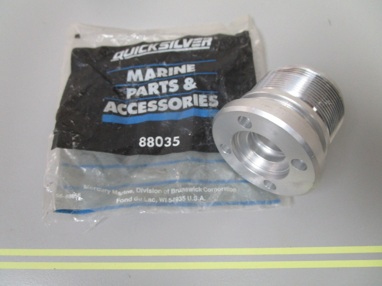 *NEW OEM* 0810 Mercury Quicksilver Cap 88035