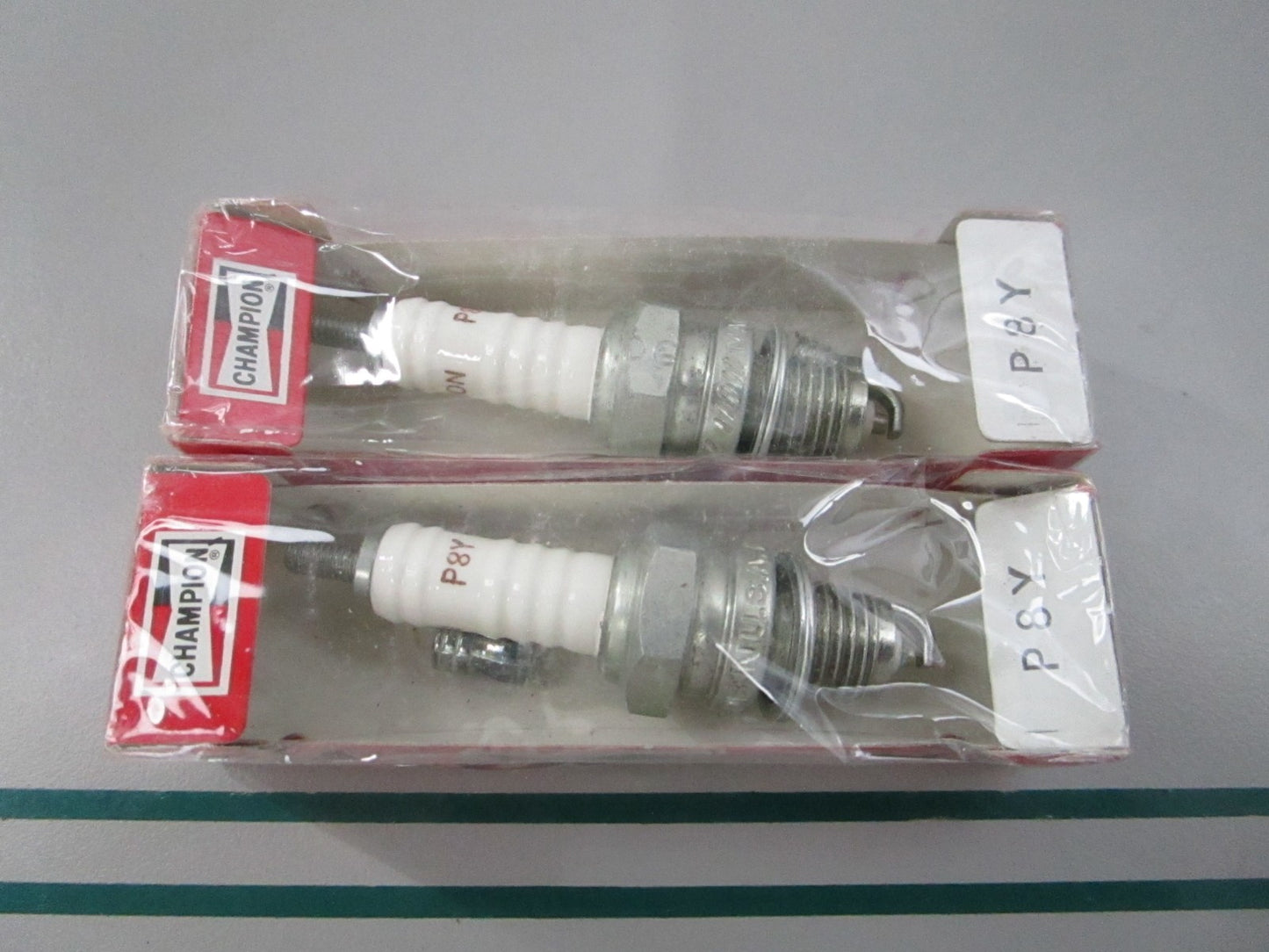 NEW (LOT OF 2) P8Y Champion Spark Plug 0810