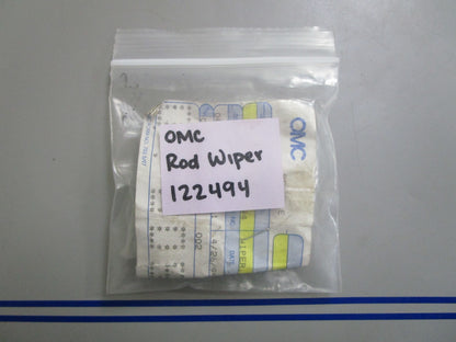 *NEW OEM* 0770 OMC Johnson Evinrude Rod Wiper 122494 0122494