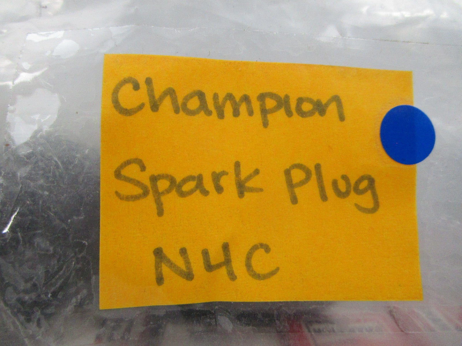 NEW (LOT OF 4) N4C Champion Spark Plug 0810