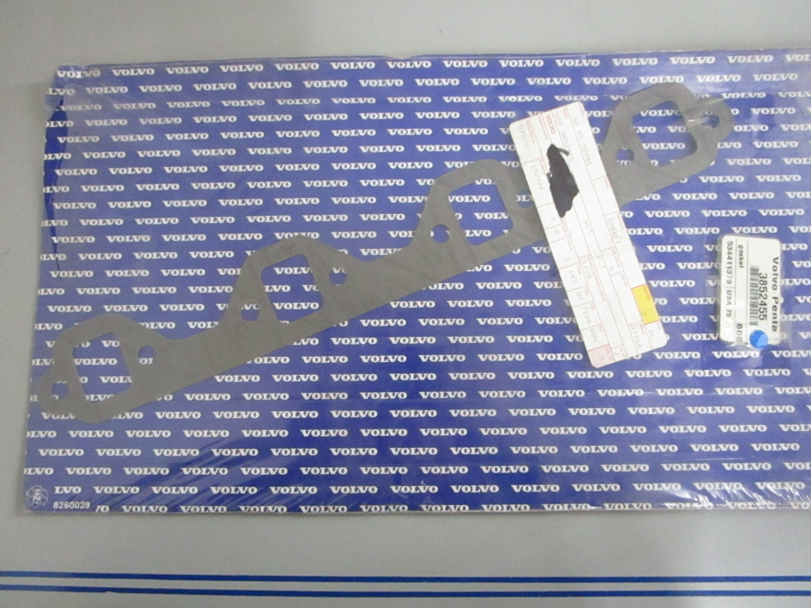 NEW OEM 3852455 Volvo Penta Gasket 0820