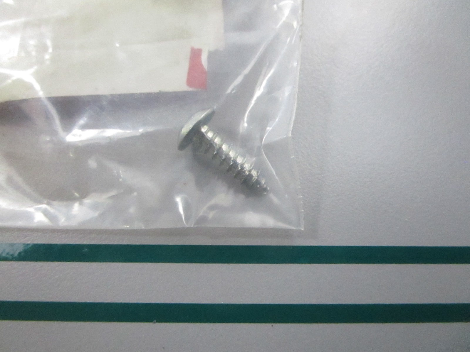 NEW OEM 93913-14420 Honda Tap Screw 0810