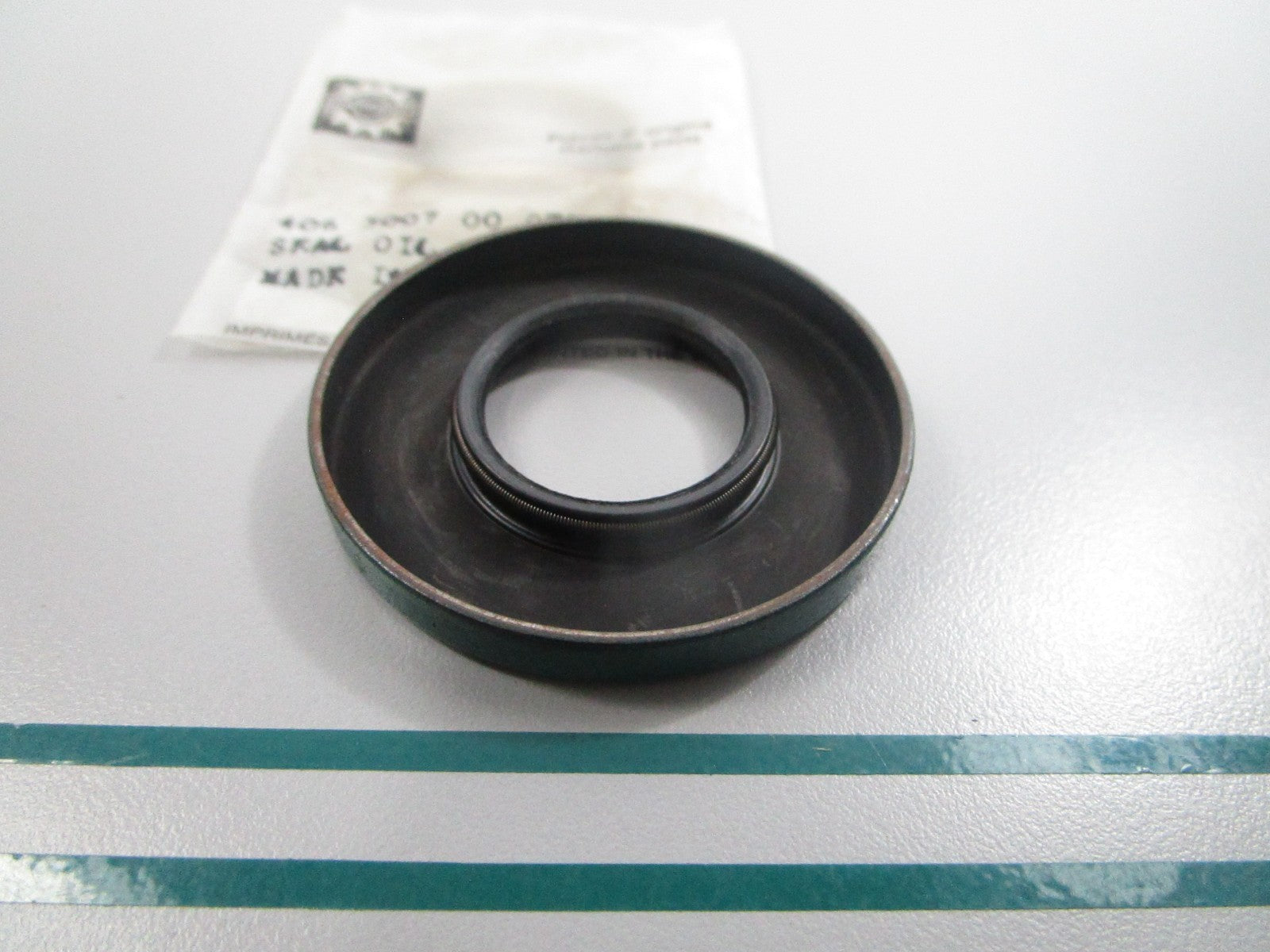 NEW 406300700 Ski-Doo Seal 0810