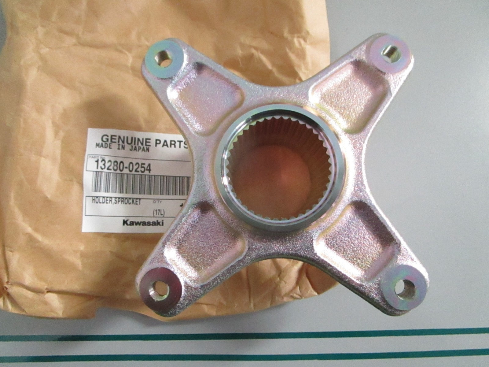 NEW OEM 13280-0254 Kawasaki Sprocket Holder 0820