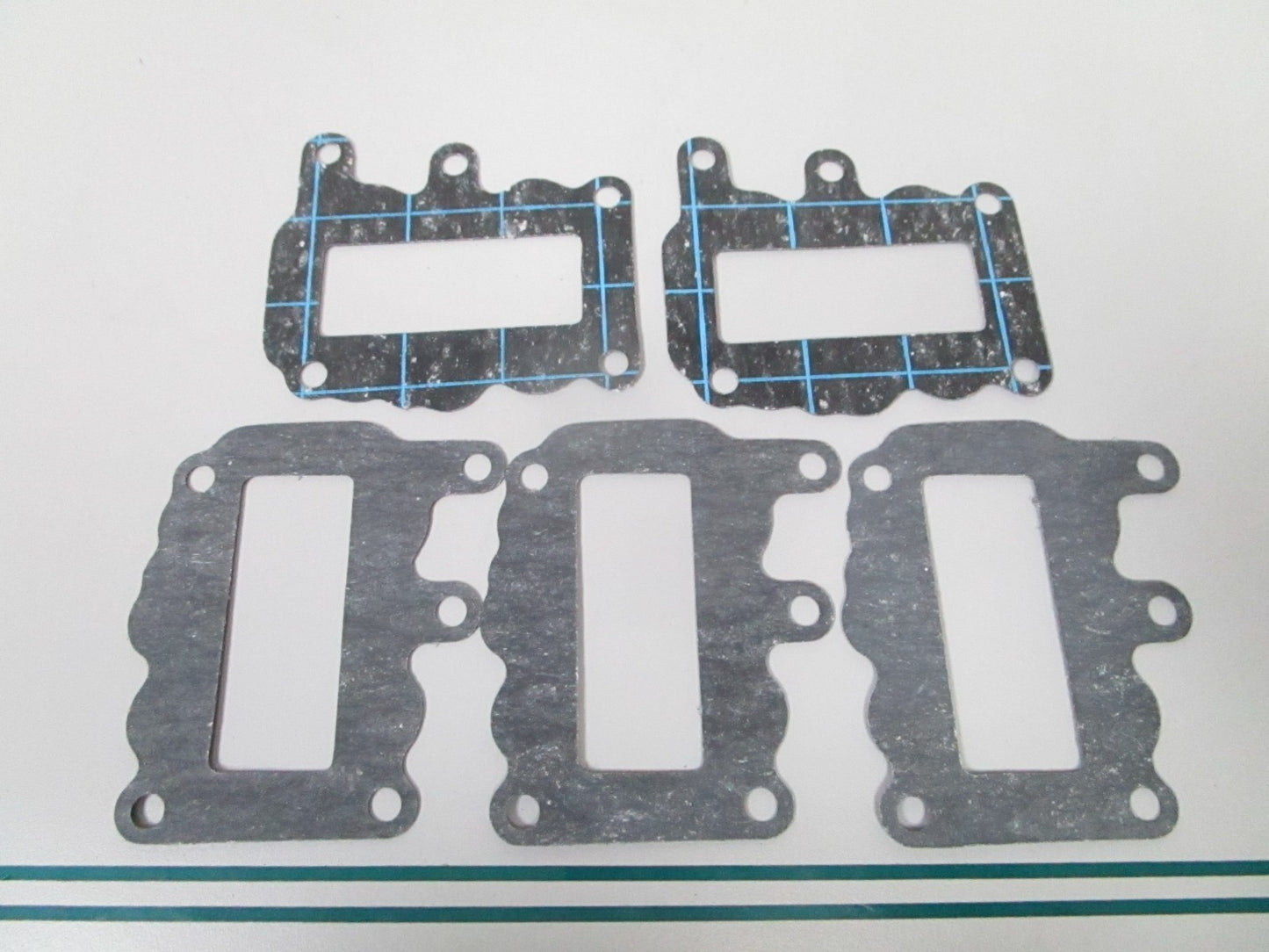NEW OEM (LOT OF 5) 309658 0309658 OMC Johnson Evinrude Leaf Plate Gasket 0810