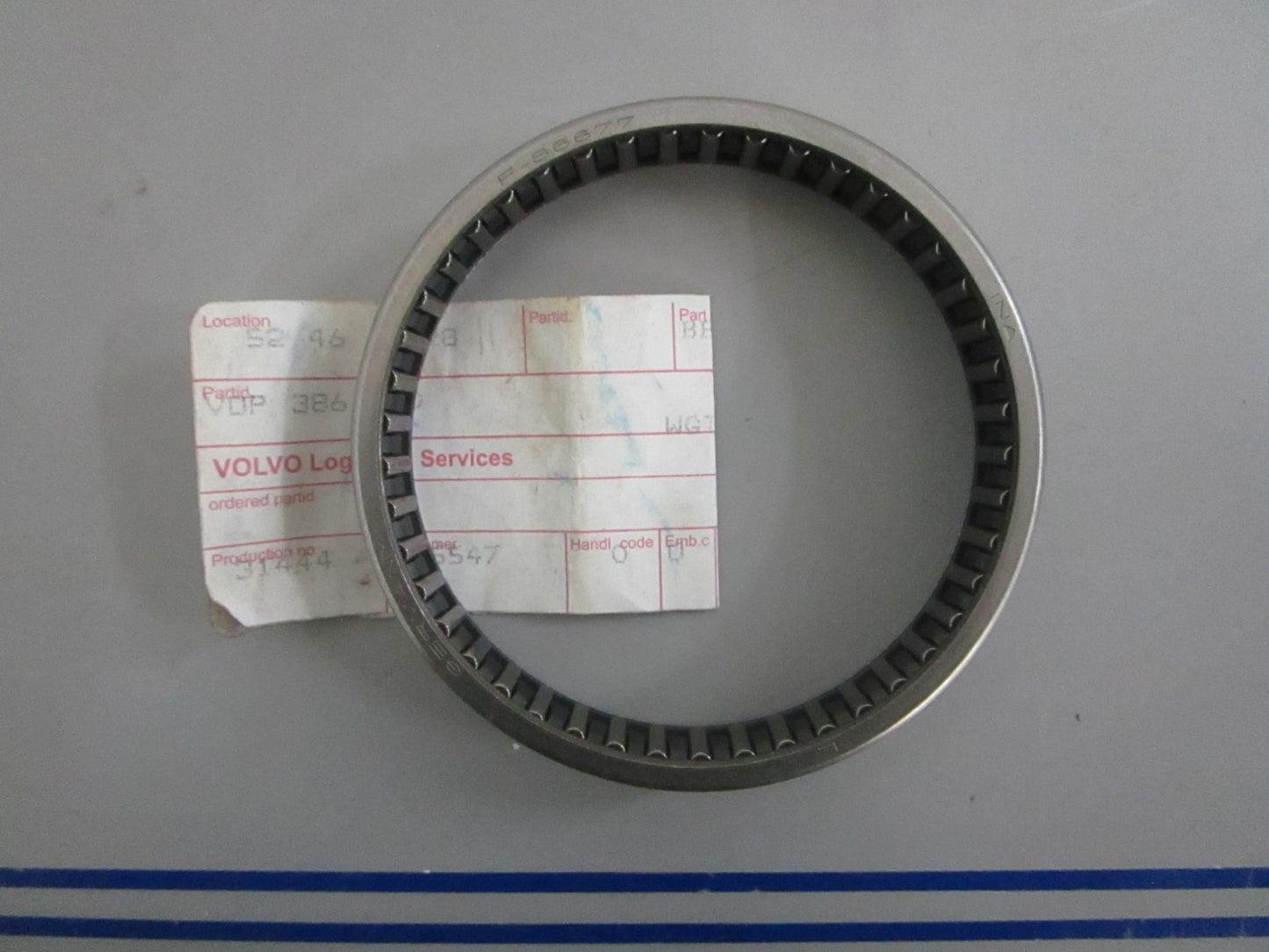 *NEW OEM* 0820 Volvo Penta Bearing 3861820