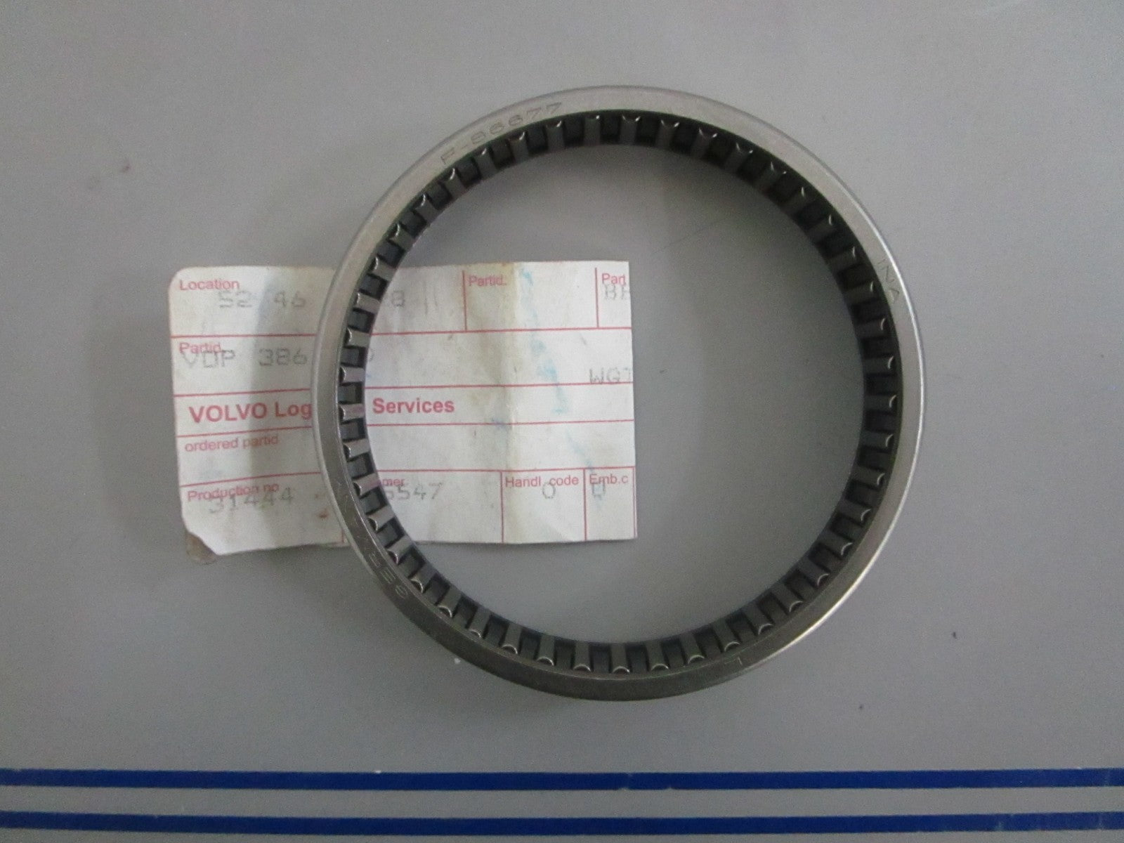 *NEW OEM* 0820 Volvo Penta Bearing 3861820