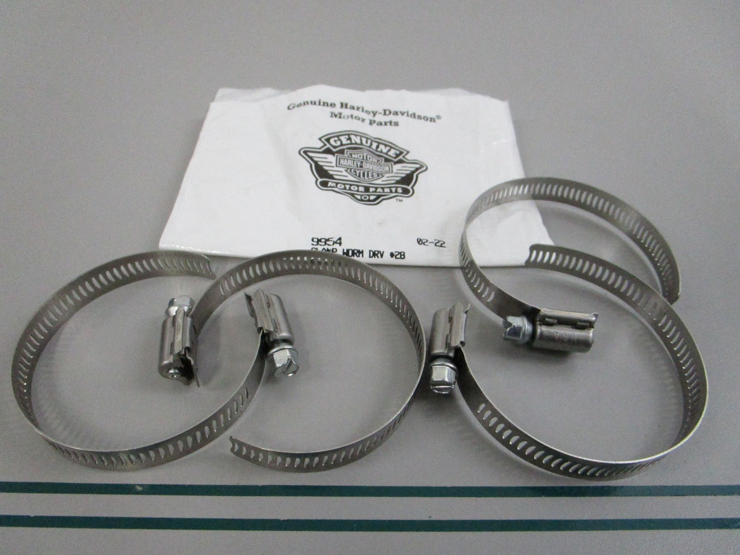 NEW OEM (LOT OF 4) 9954 Harley Davidson Clamp 0810