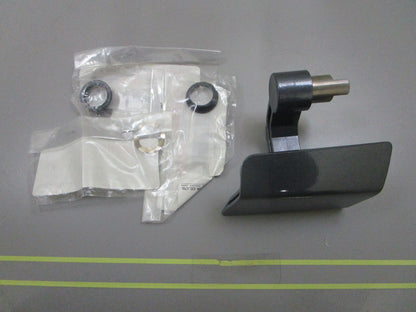 *NEW OEM* 0810 Yamaha Clamp Lever 68F-42817-00-8D