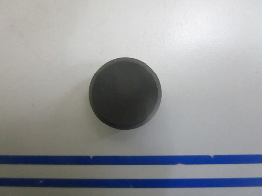 *NEW OEM* 0820 Volvo Penta Plug 418571