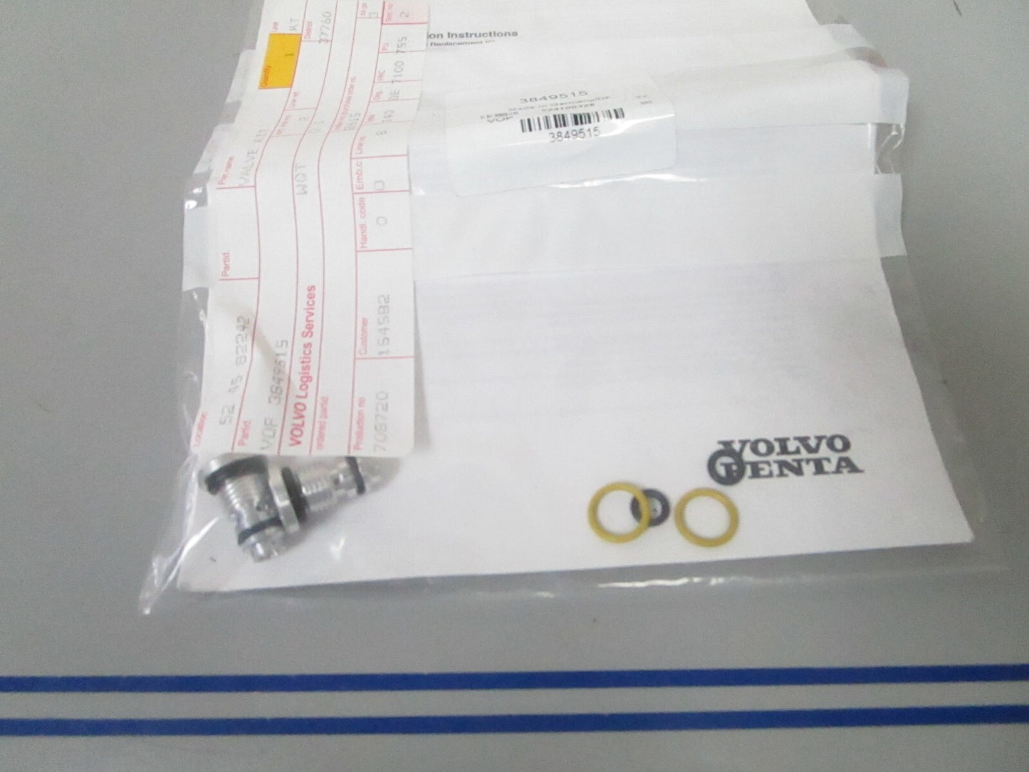 *NEW OEM* 0810 Volvo Penta Service Kit 3849515