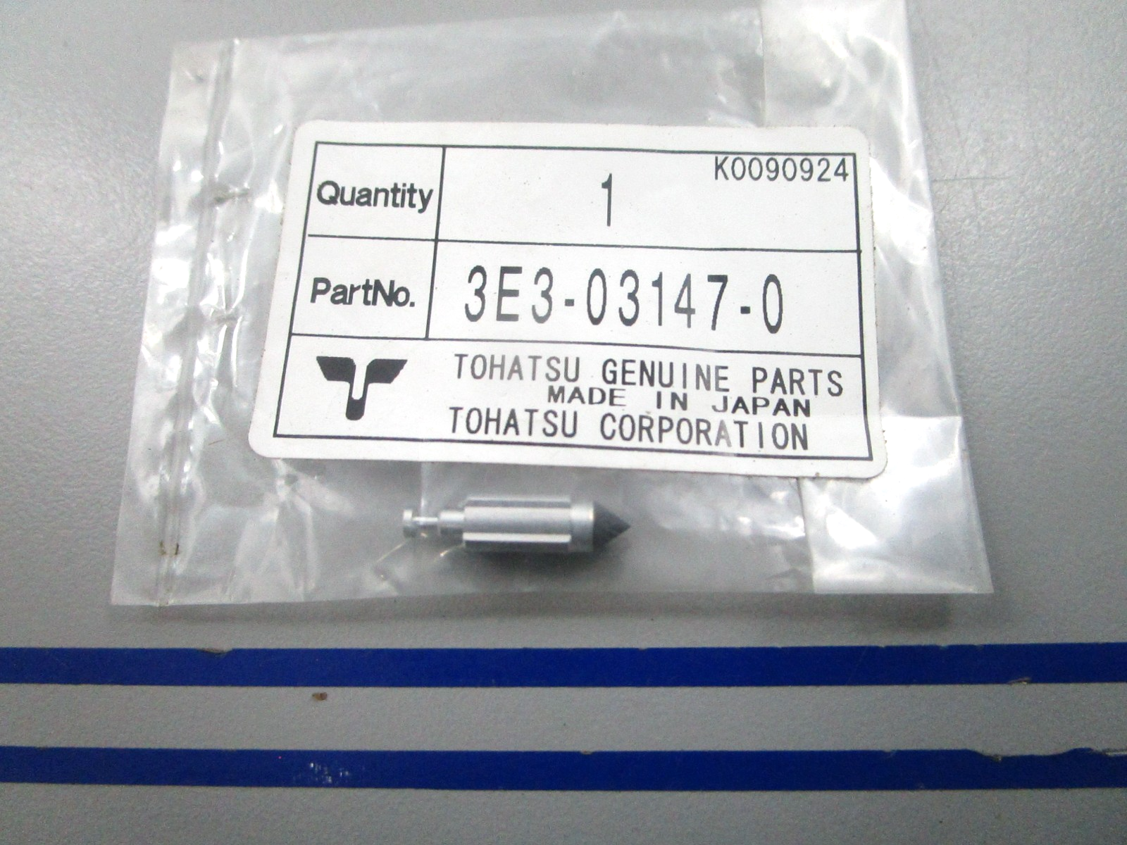 NEW OEM 3E3-03147-0 3E3031470 Tohatsu Float Valve 0810