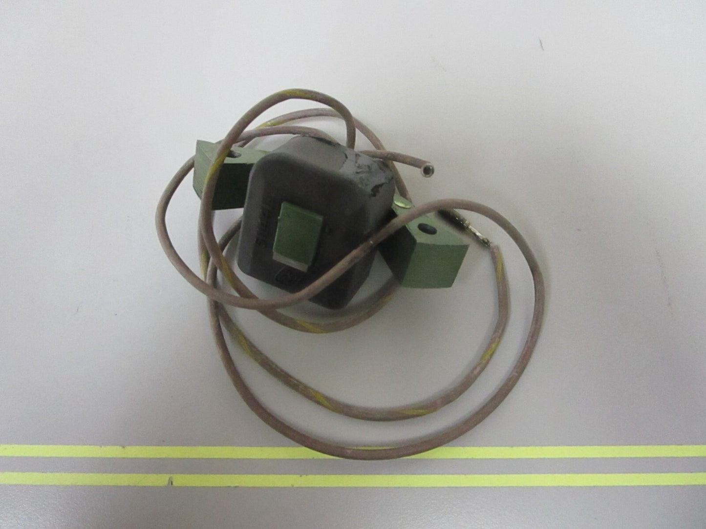 *NEW OEM* 0720 OMC Johnson Evinrude Coil 581635 0581635