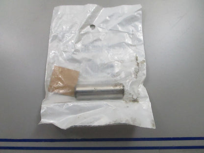 *NEW OEM* 0810 OMC Johnson Evinrude Wrist Pin 325296 0325296