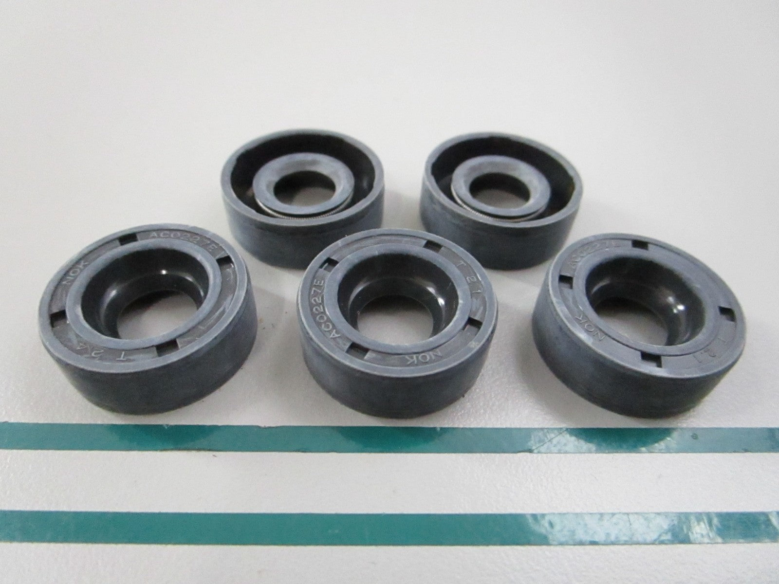 NEW OEM (LOT OF 5) 12014 Harley Davidson Oil Seal 0810