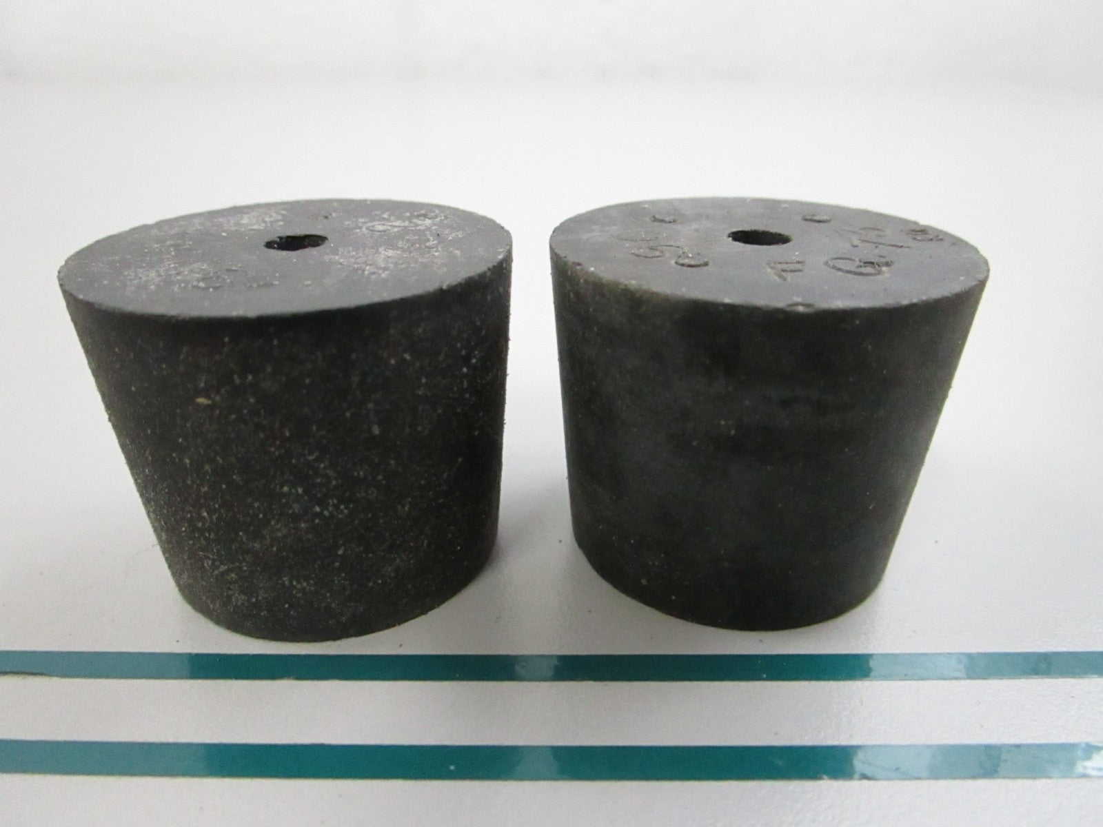 NEW OEM (LOT OF 2) 9G-4872 CAT Stopper 0810