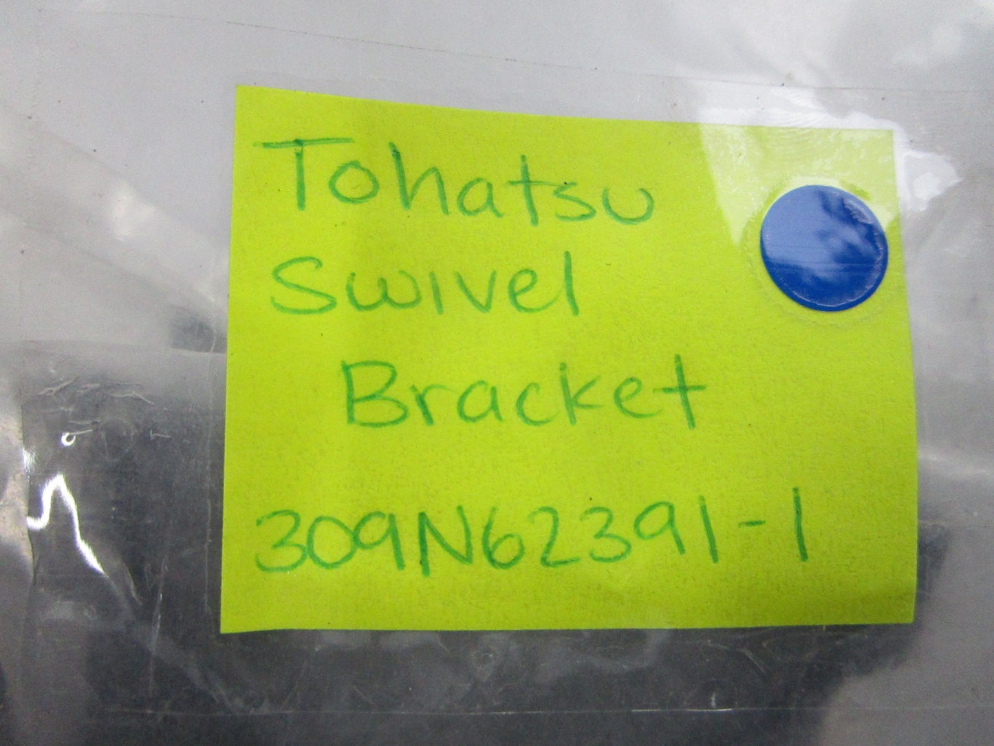 *NEW OEM* 0720 Tohatsu Nissan Swivel Bracket 309N62391-1