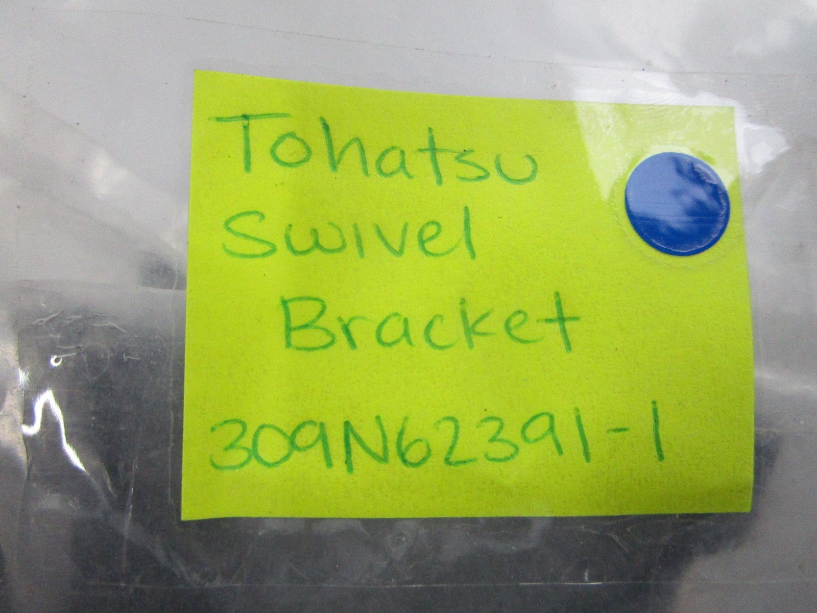 *NEW OEM* 0720 Tohatsu Nissan Swivel Bracket 309N62391-1