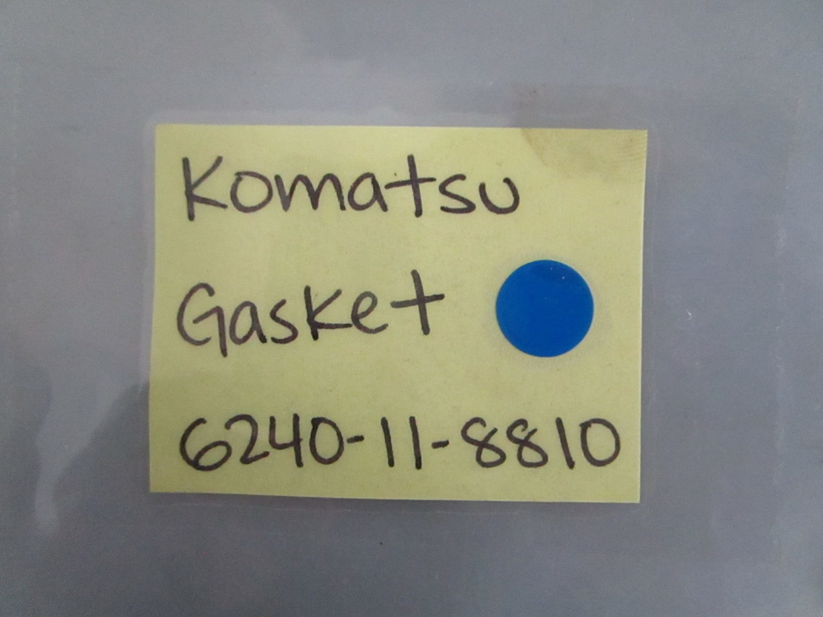 *NEW OEM* 0820 Komatsu Gasket 6240-11-8810