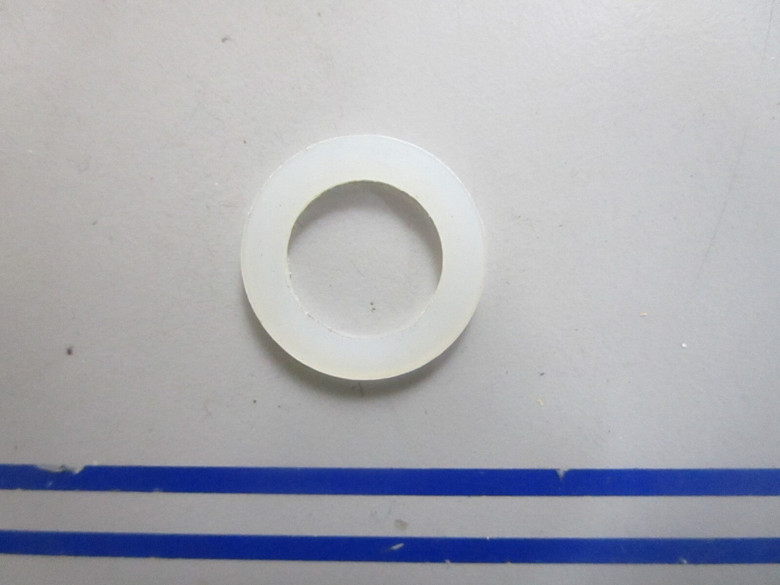 *NEW OEM* 0810 Volvo Penta Gasket 841953