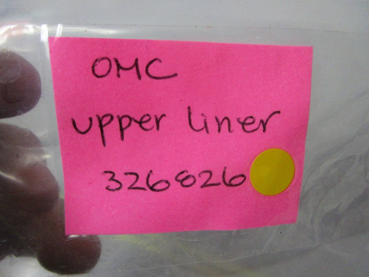 *NEW OEM* 0810 OMC Johnson Evinrude Upper Liner 326826 0326826