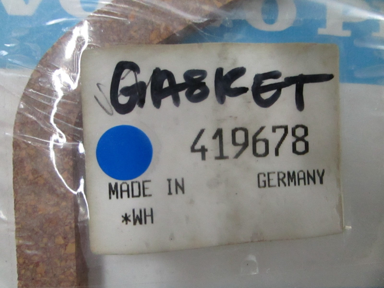 *NEW OEM* 0810 Volvo Penta Gasket 419678