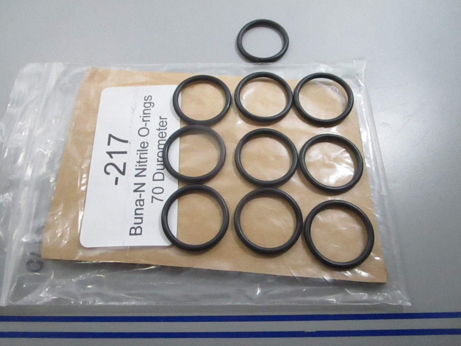 *NEW* (LOT OF 10) 0810 Buna-N Nitrile O-Ring -217