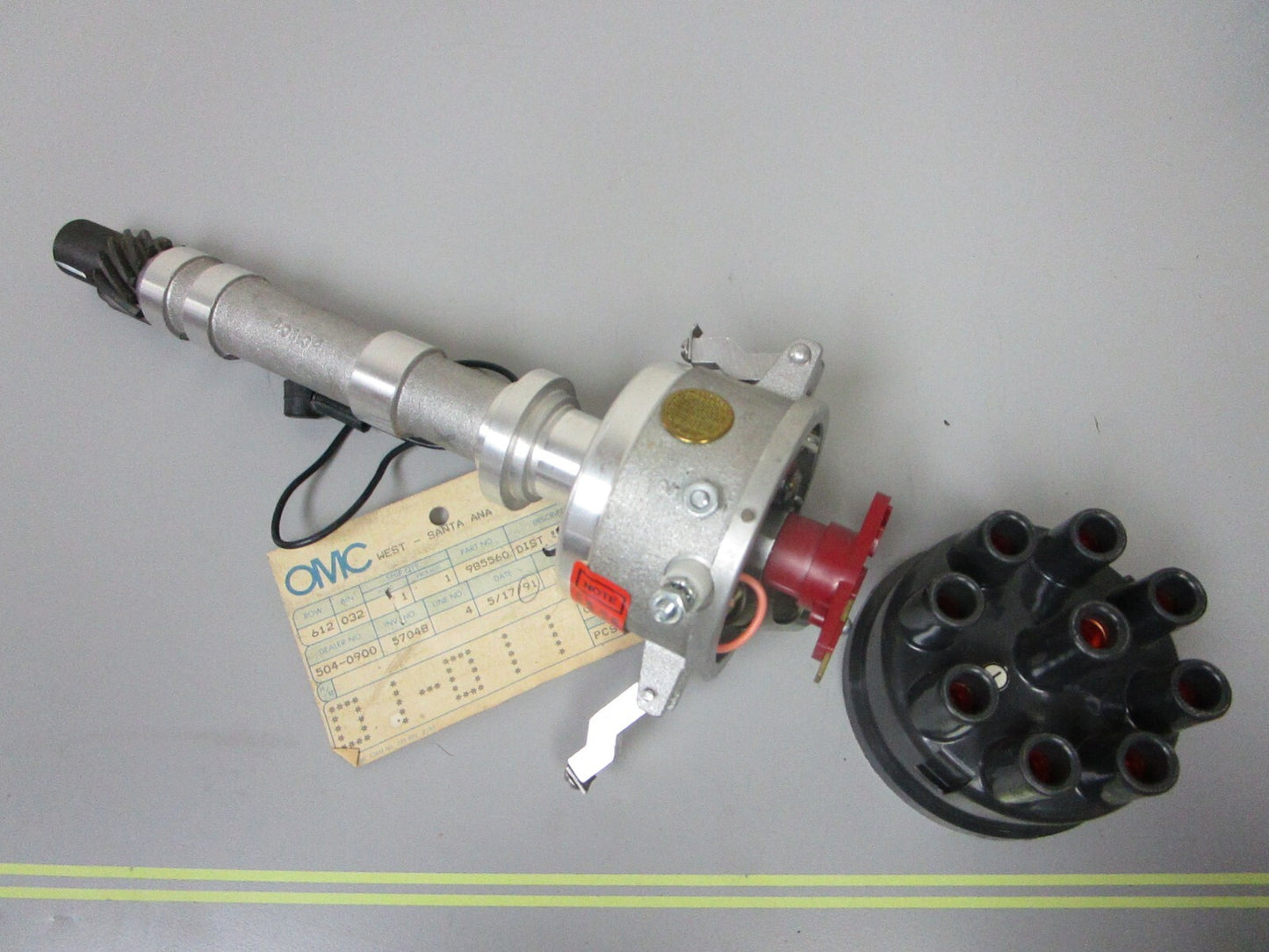 *NEW OEM* 0720 OMC Johnson Evinrude Distributor 985560 0985560