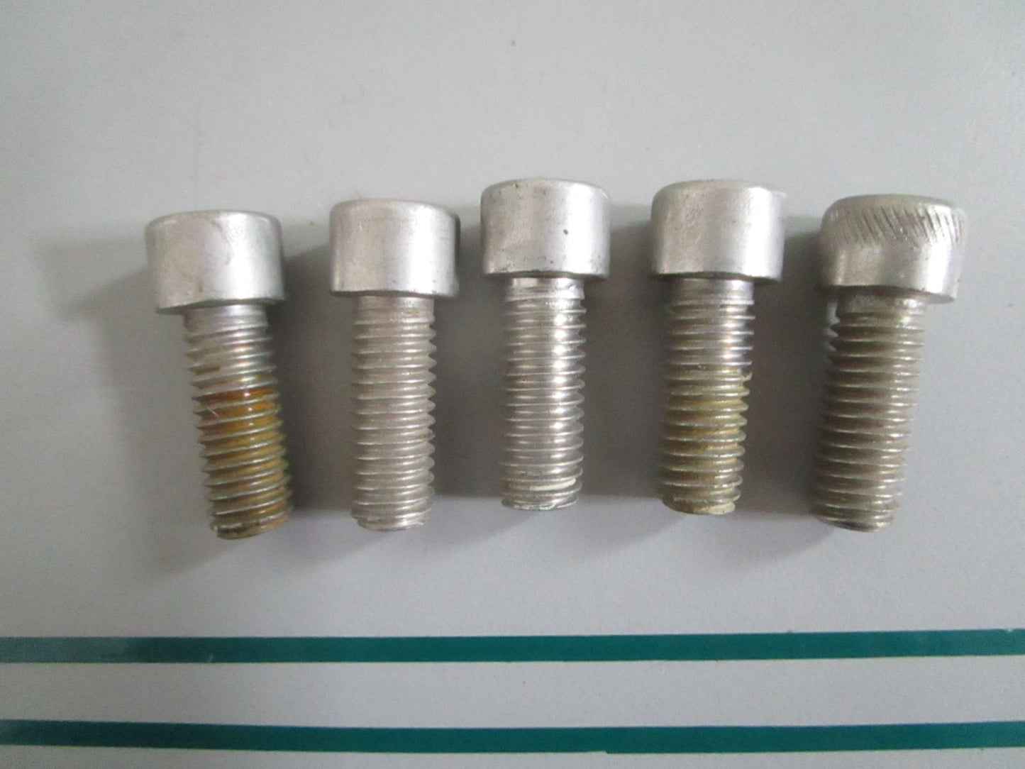 NEW OEM (LOT OF 5) 941810 Volvo Penta Screw 0820