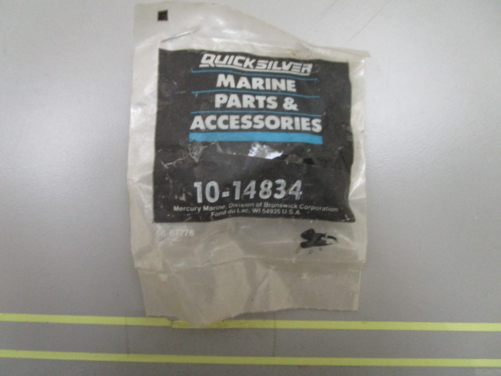 *NEW OEM* 0810 Mercury Quicksilver Drain Plug Screw 10-14834