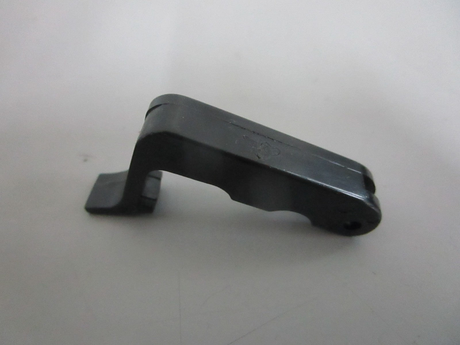 NEW OEM 81484M Mercury Quicksilver Bracket 0820