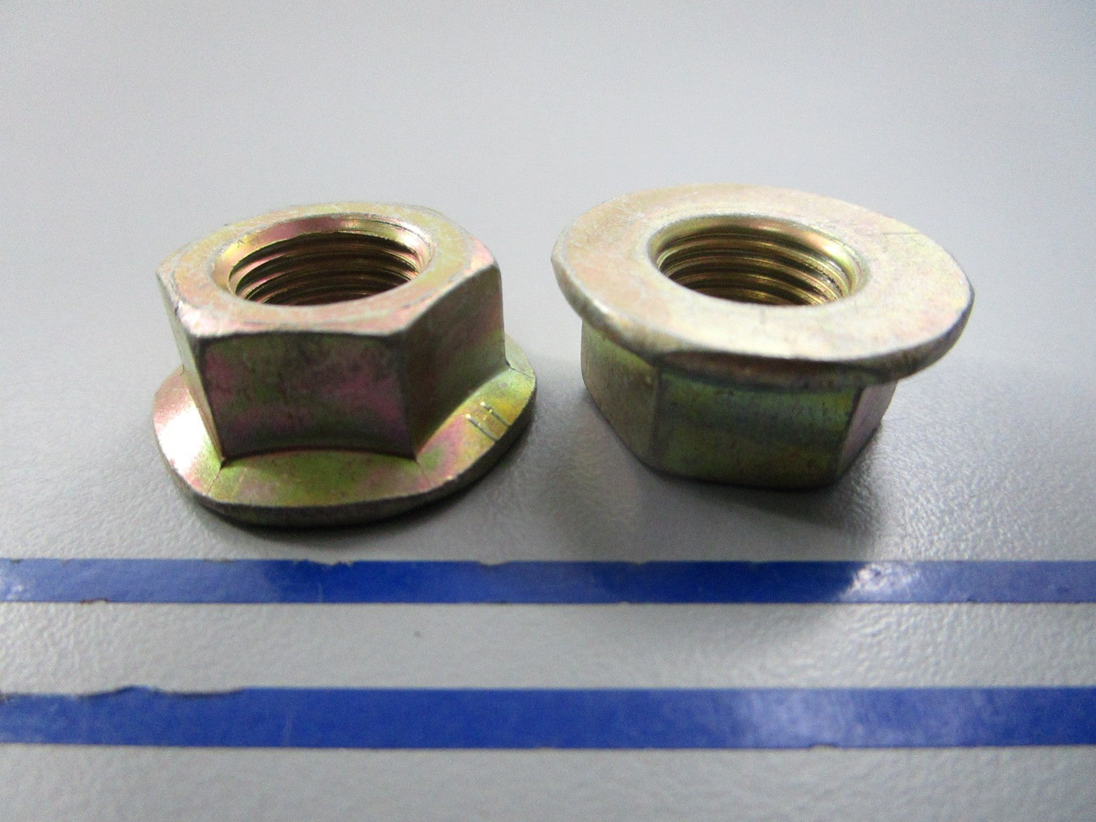 NEW OEM (LOT OF 2) 326016 0326016 OMC Johnson Evinrude Nut 0810